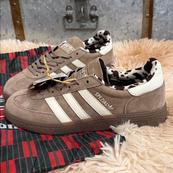 NWT! Adidas x Wales Bonner Handball Spezial Sneakers Taupe Suede w/ Cow Print - Picture 4 of 7